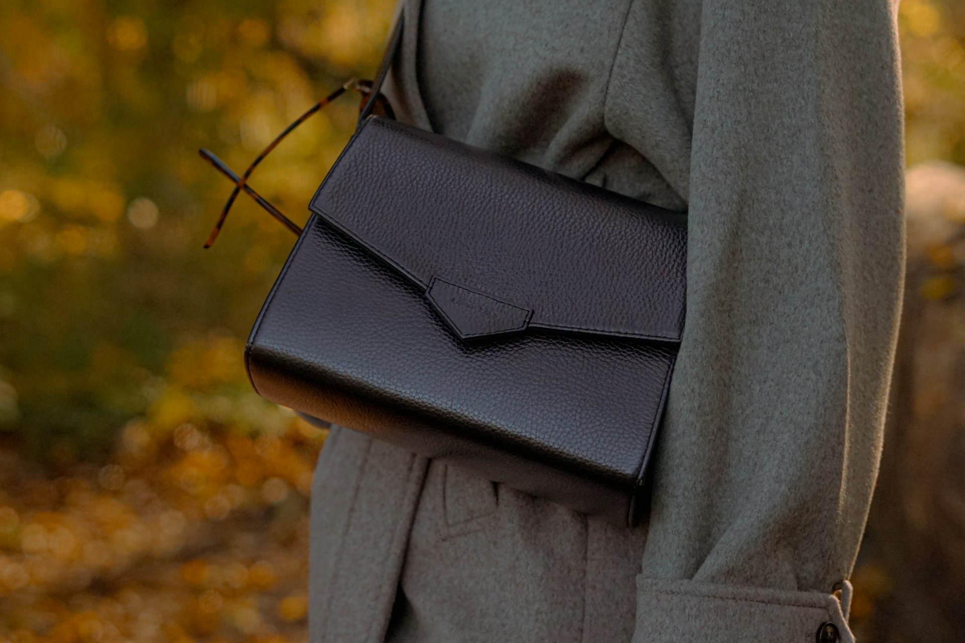 HS Code for Bags: Guide for Luxury Handbags - HS Code Match