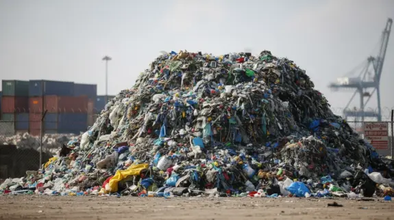 Cambodia Bans Waste and Scrap Polymers and Imposes Export Licenses