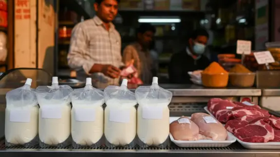 India Tightens Milk, Meat, Poultry Sales and Licensing Rules